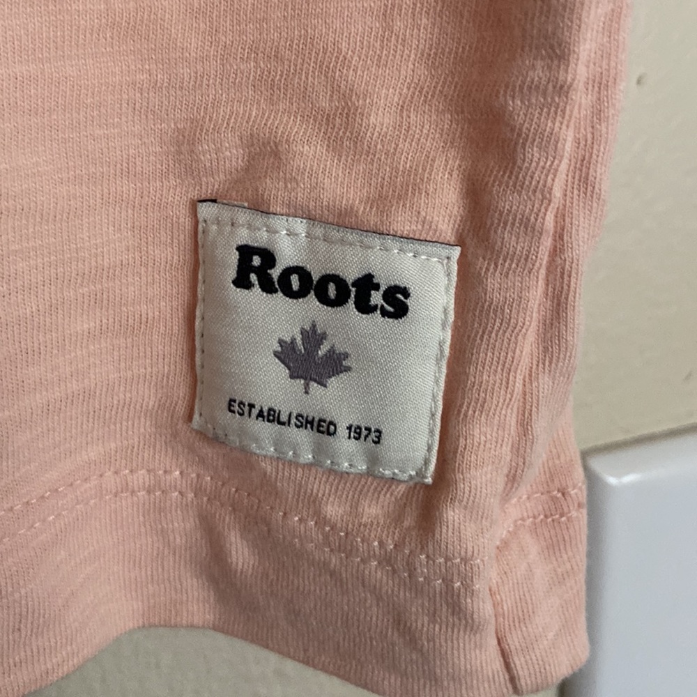Woman’s Roots cropped tee - Picture 2 of 5